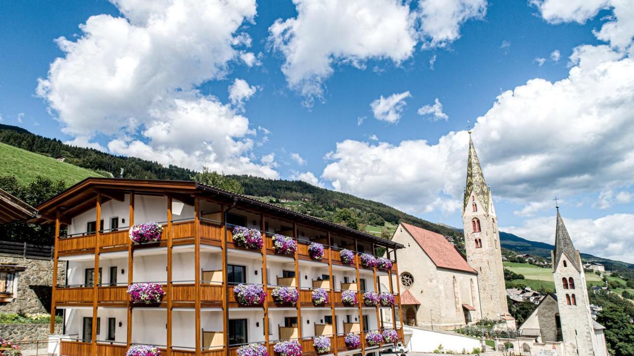 Panorama Hotel Flora ヴィッランドロ エクステリア 写真